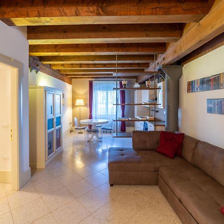 Youatmolino Canal View Apartment Venecia Exterior foto